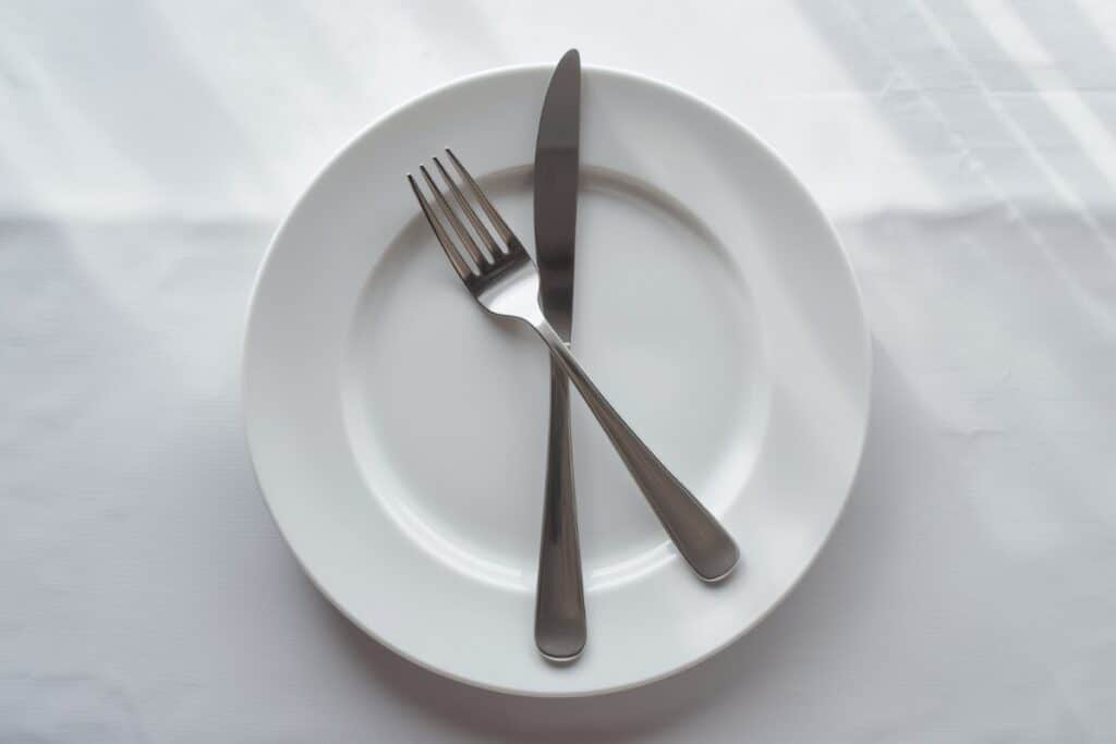 fourchette en X pour repas insatisfait